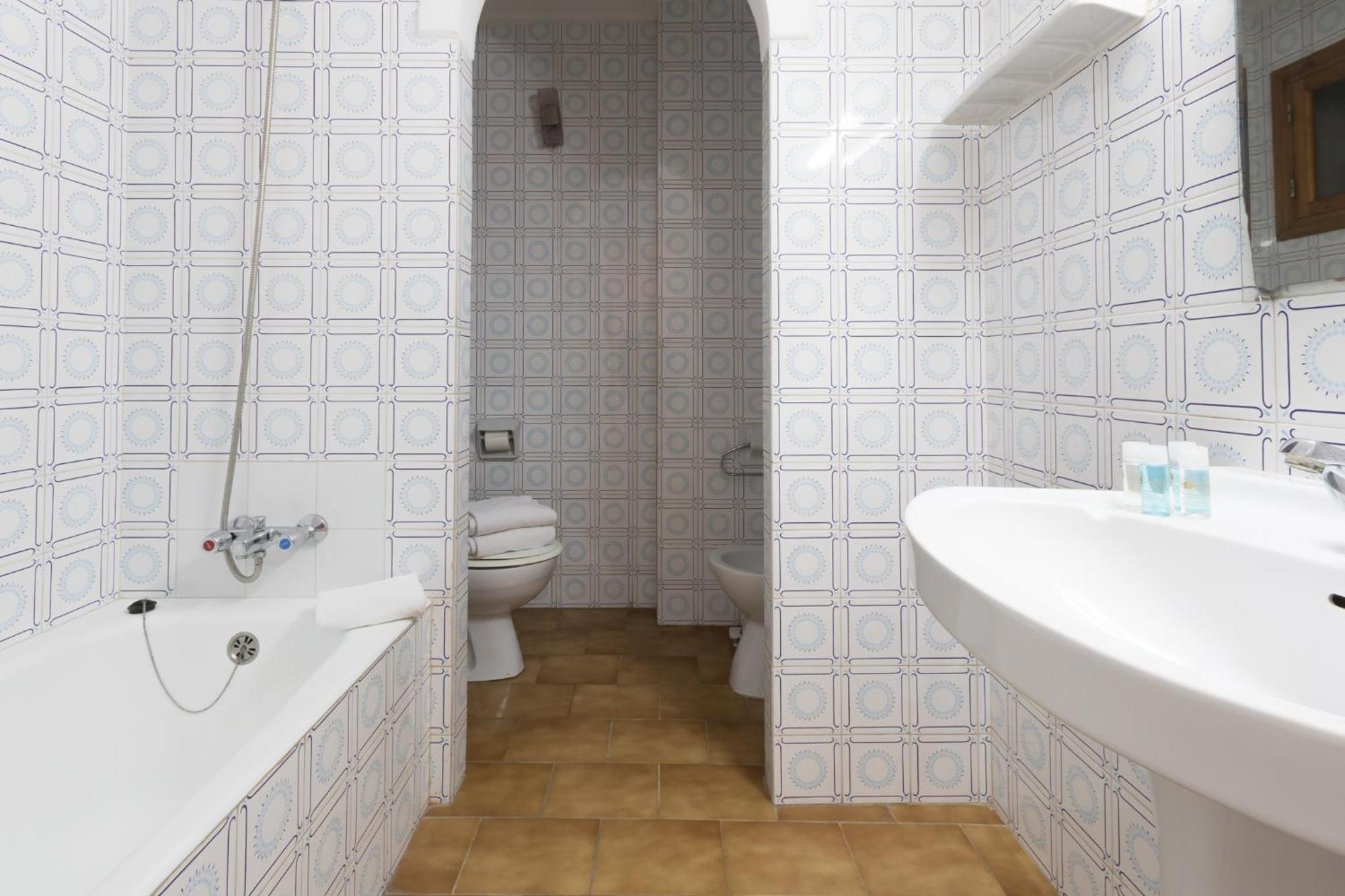 Apartamentos Orosol 2 By Typic Hotels Sant Antoni de Portmany Quarto foto
