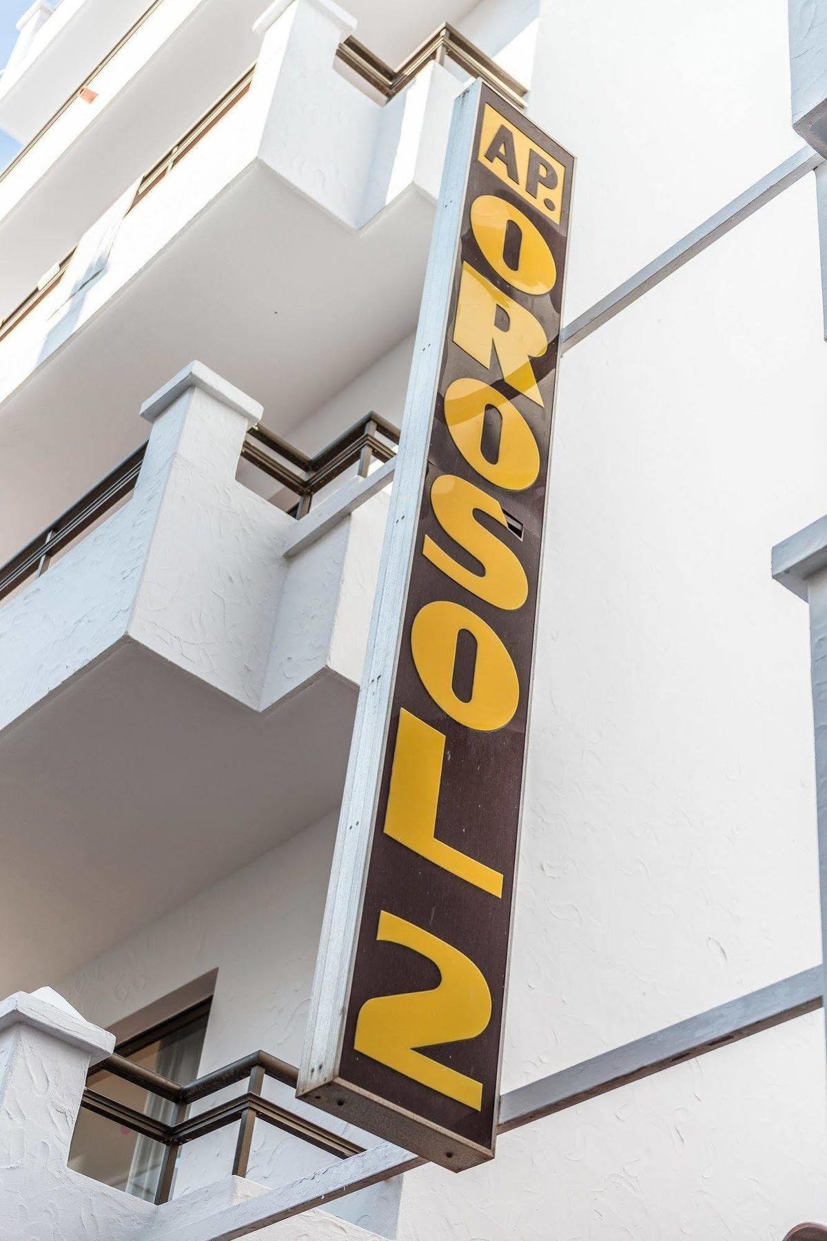 Apartamentos Orosol 2 By Typic Hotels Sant Antoni de Portmany Exterior foto