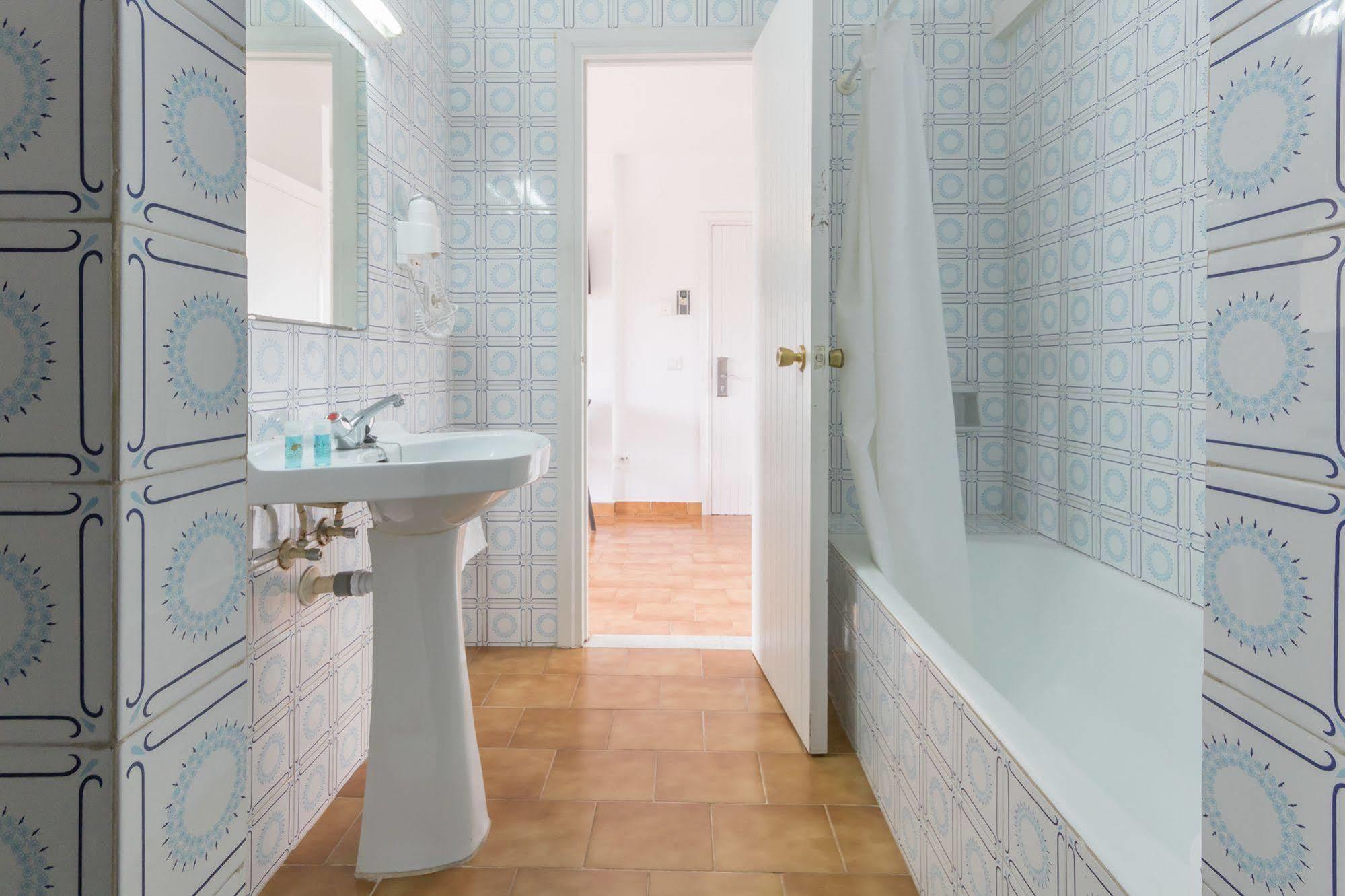 Apartamentos Orosol 2 By Typic Hotels Sant Antoni de Portmany Exterior foto