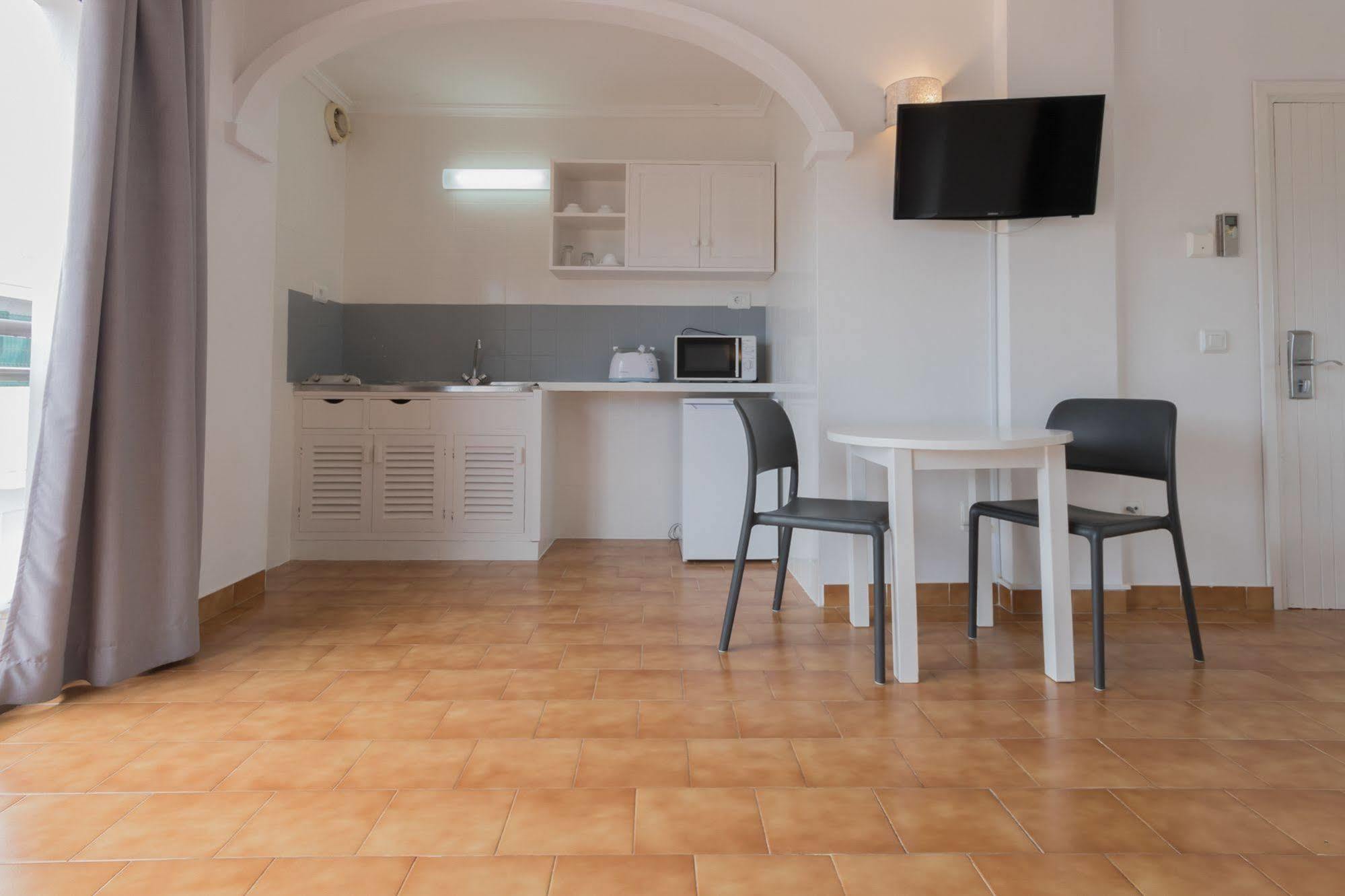 Apartamentos Orosol 2 By Typic Hotels Sant Antoni de Portmany Exterior foto